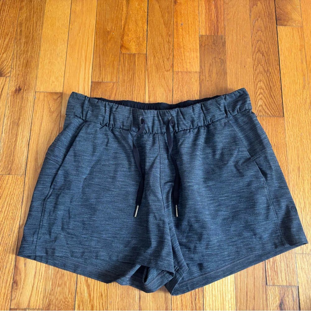 Lululemon On The Fly Short | 8